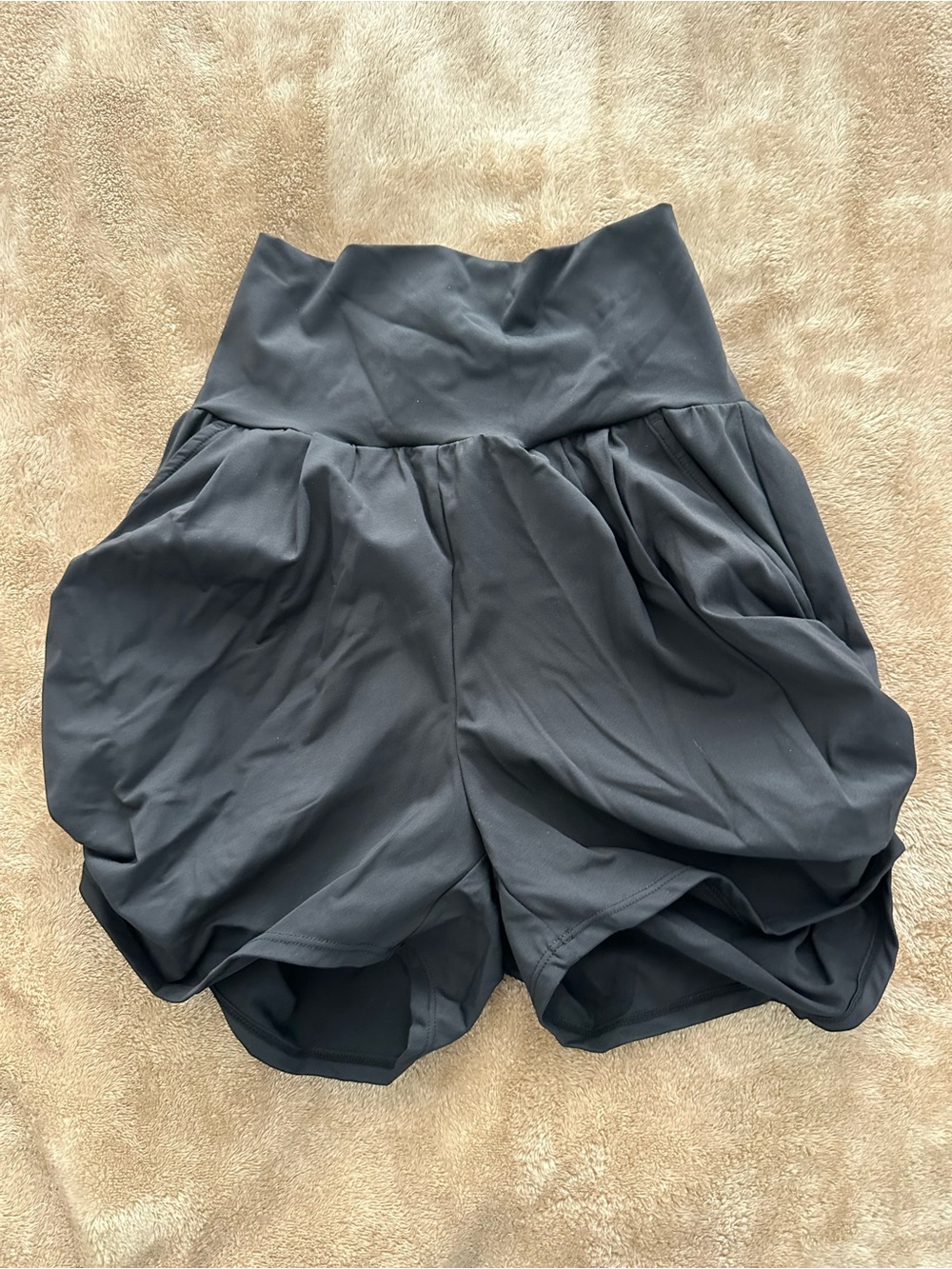 Halara Black High Rise Flowy Shorts Side Pockets Size XS